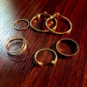 3/$25 Gold ring earring set